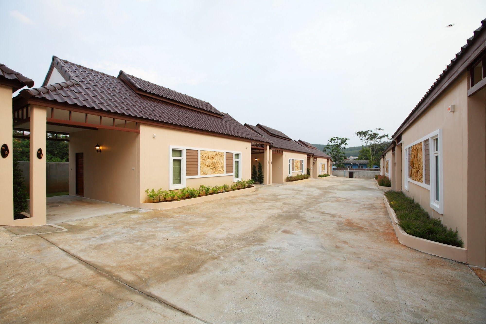 Pongjun Resort Hat Yai Bagian luar foto