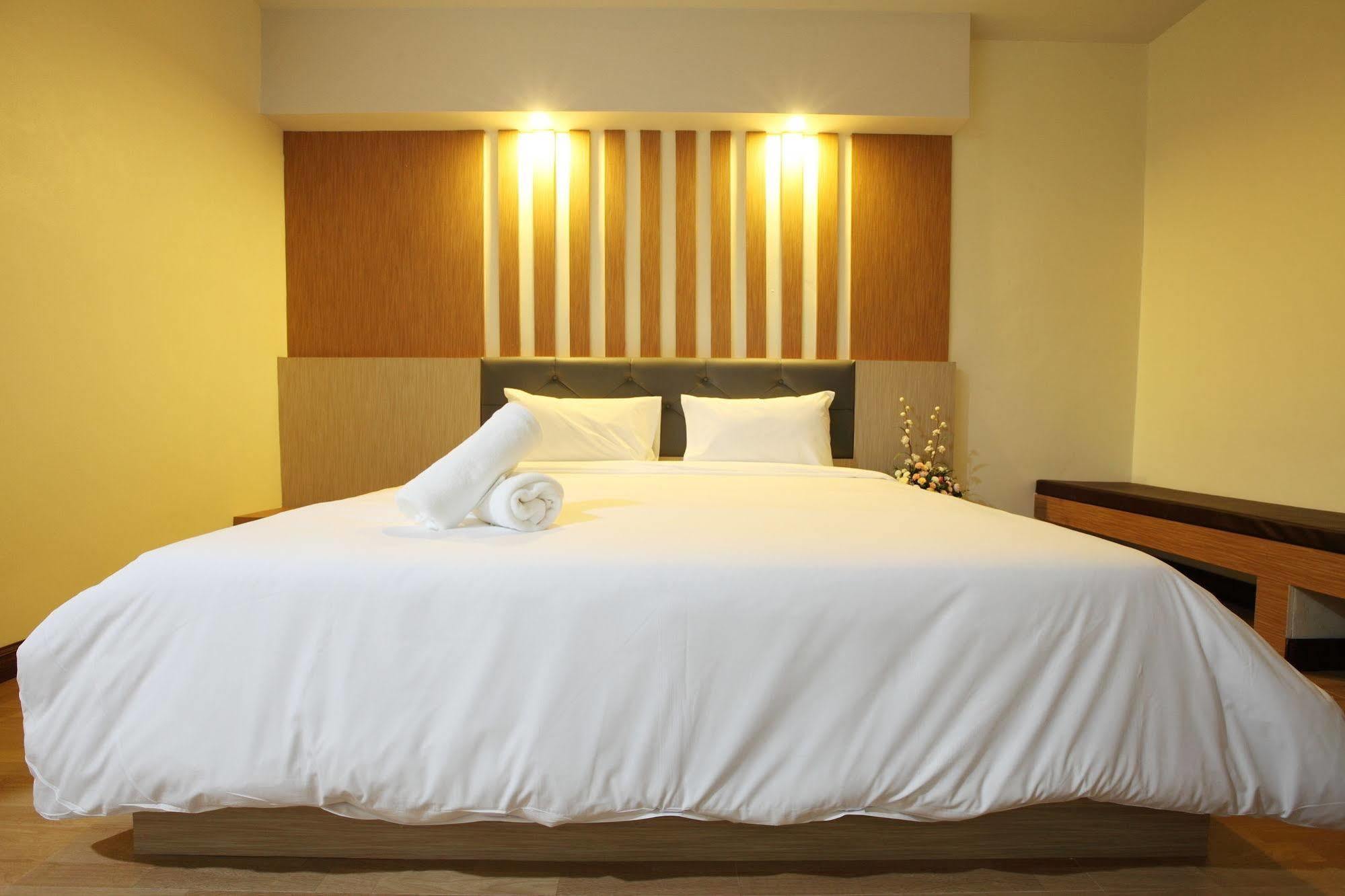 Pongjun Resort Hat Yai Bagian luar foto